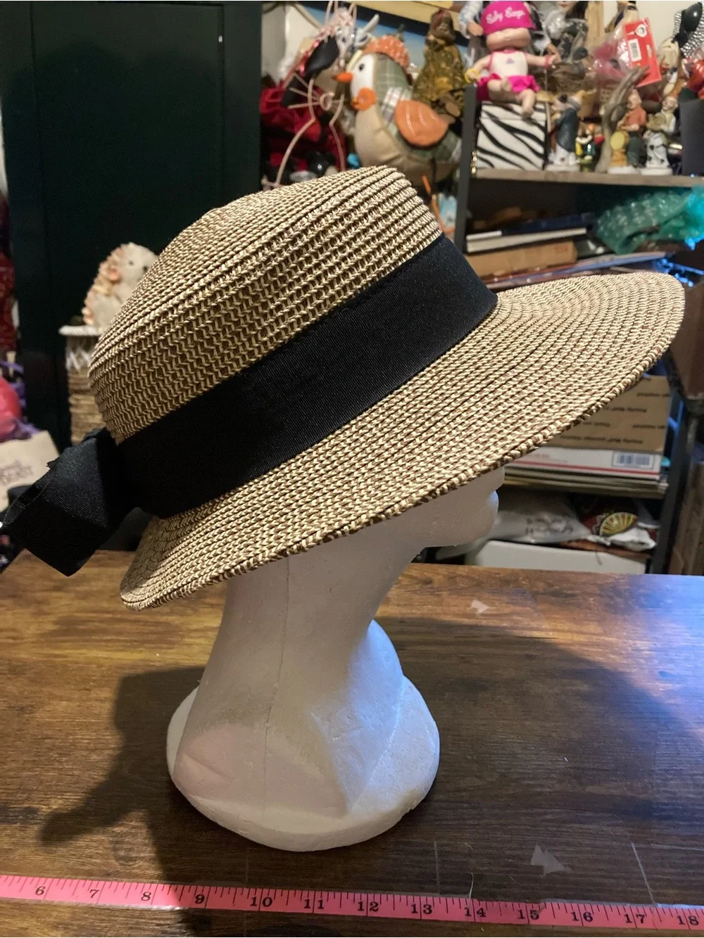 Laguna Trading 100% paper hat for ladies